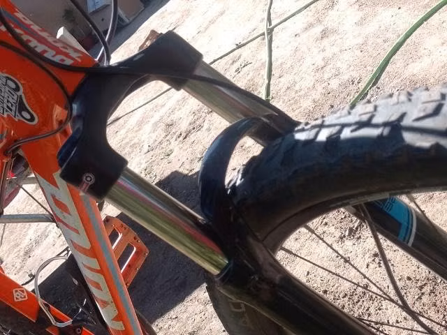 Bicicleta MTB marca Kona aro 29 talla M
