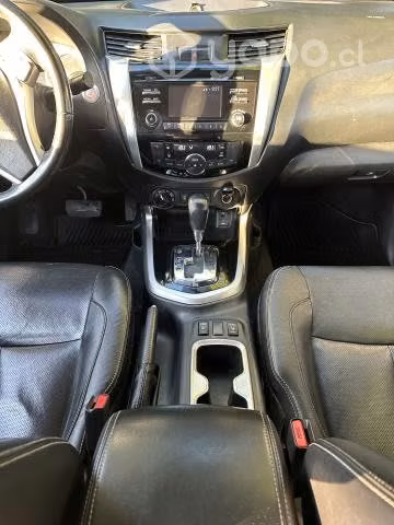 Nissan np300 2016