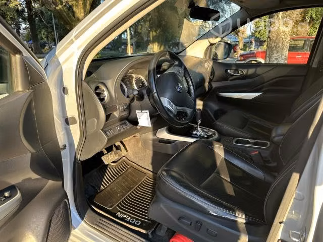 Nissan np300 2016