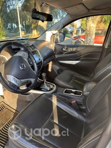 Nissan np300 2016
