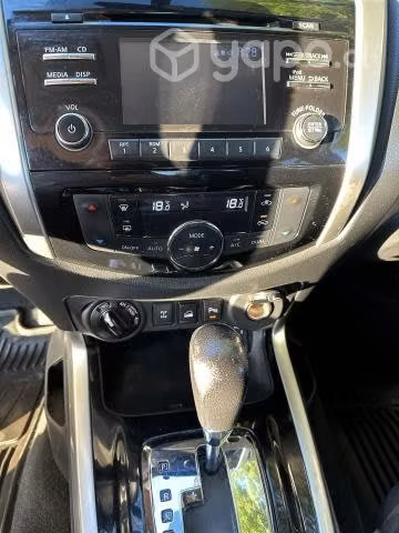 Nissan np300 2016