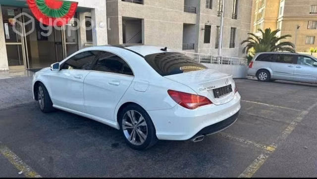 Mercedes benz 200 2016