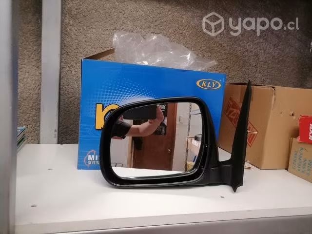 Espejo izquierdo mecánico hilux 2005 al 2011