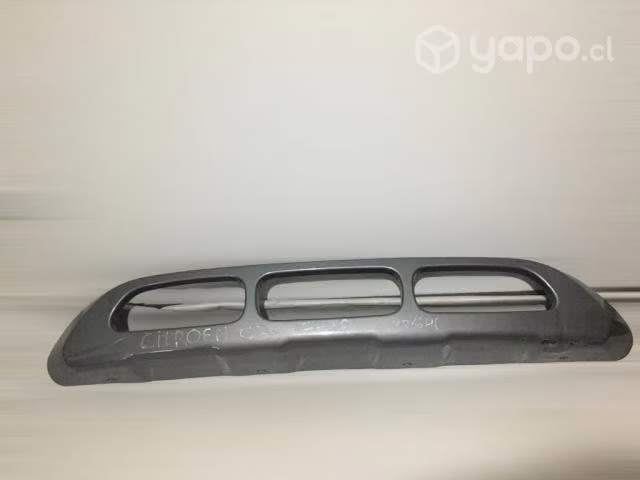 Moldura parachoqu delant citroen c3 aircross 17-20