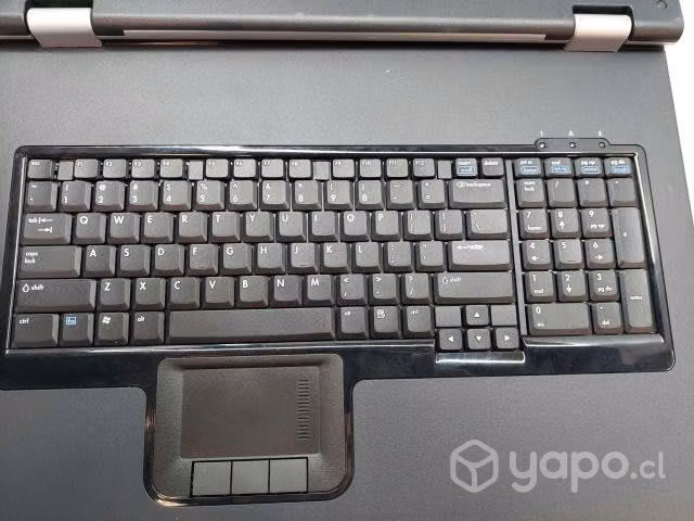 HP KVM Console17"LCD Monitor - Imagen 3