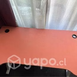 Escritorio + silla gamer rosado