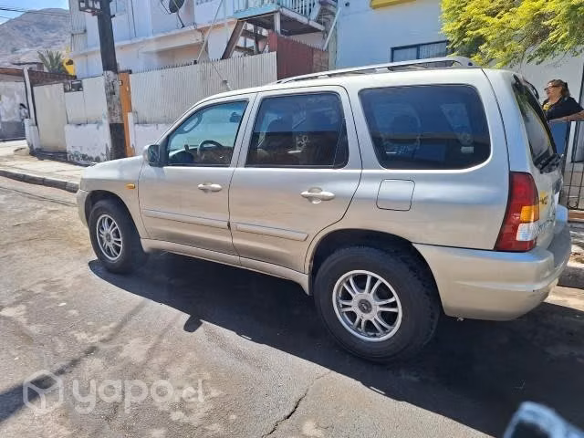 Jeep Mazda 4x4