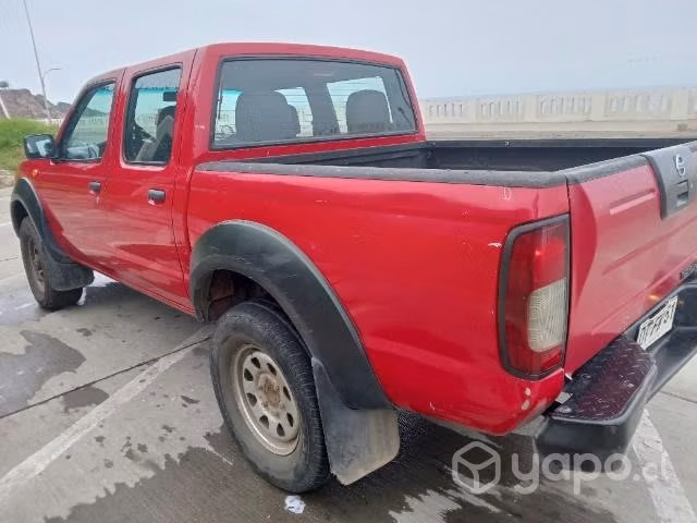 Se vende camioneta Nissan terrano 4x4 2012