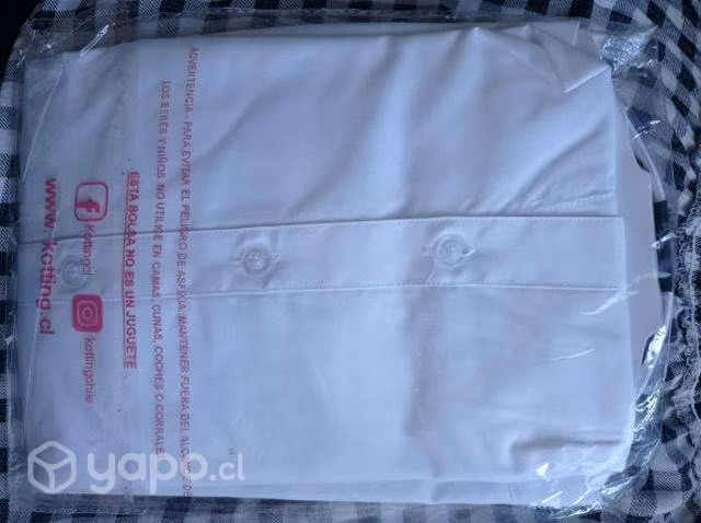 blusa escolar marca kotting - Imagen 2
