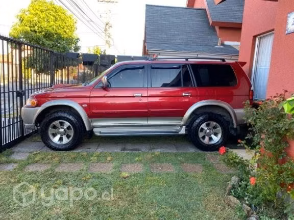 Vendó Mitsubishi Montero 4x4 Dicel
