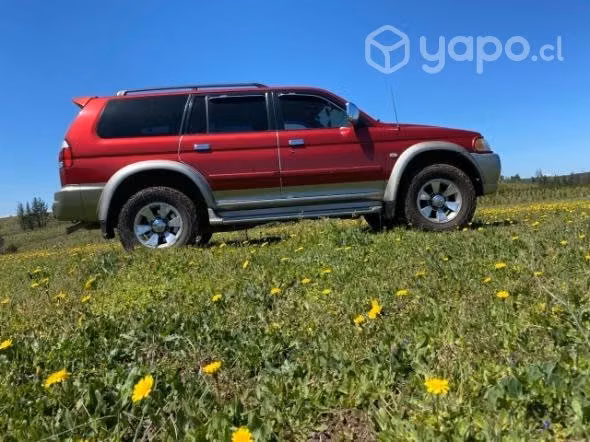 Vendó Mitsubishi Montero 4x4 Dicel