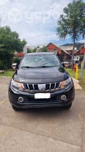 Camioneta L200 KATANA CRT 4X4 2.4