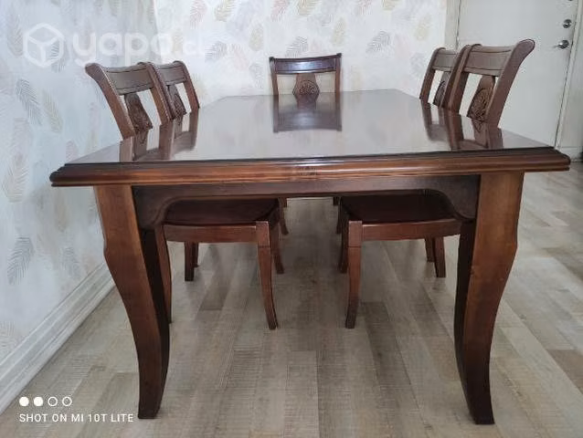 Elegante comedor de madera - Imagen 2