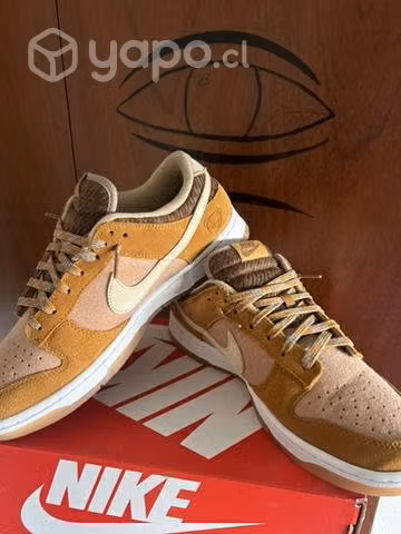 Nike sb dunk teddy bear