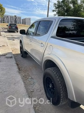 Mitsubishi l200 Dakar - Imagen 6
