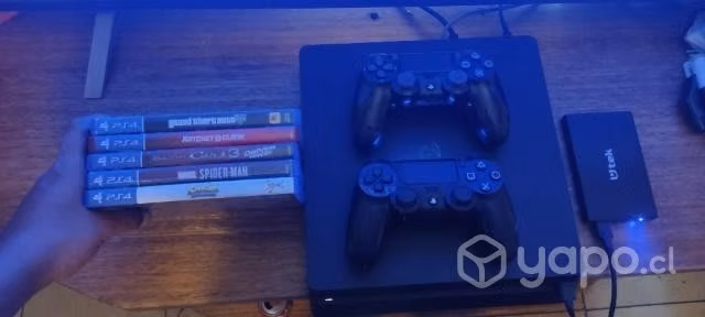 Play station 4 Slim 500 GB