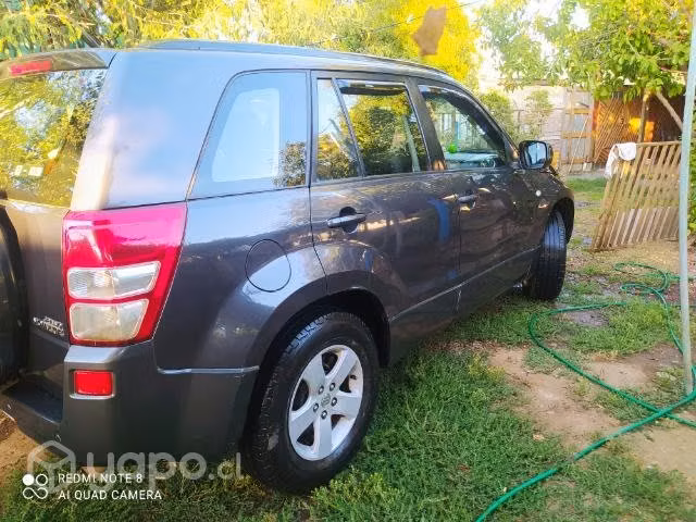 Suzuki grand nómade