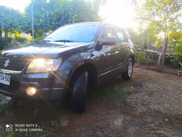 Suzuki grand nómade