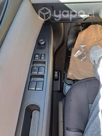 Vendo Nissan Sentra 2.0 año 2012