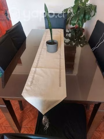 Mesa de comedor con 6 sillas