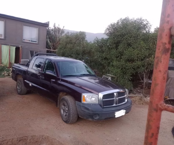 DODGE DAKOTA 3.7, 4x4, año 2005