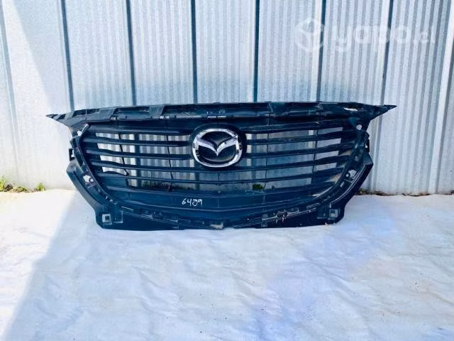 Máscara mazda cx3