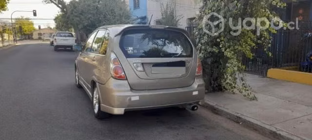 Vendo suzuki aerio 2005