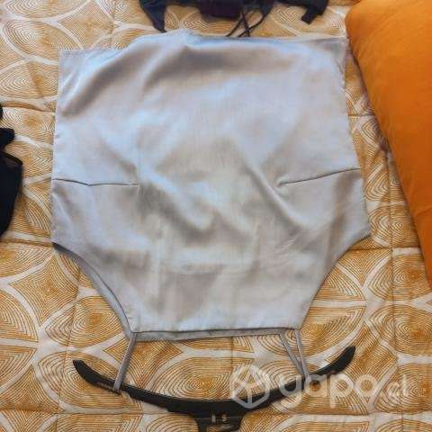 Blusa de seda gris-plata - Imagen 2