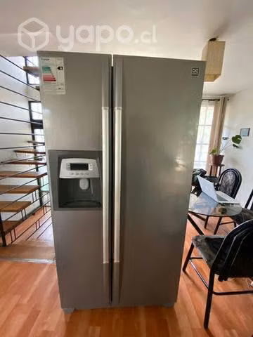 Refrigerador Daewoo 2 puertas
