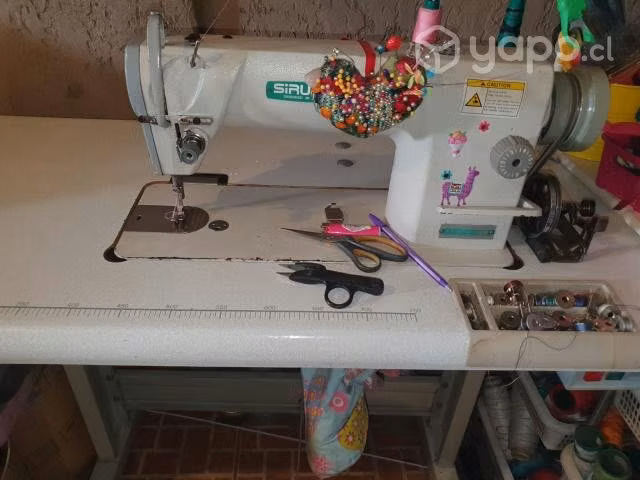 Maquina de coser industrial recta