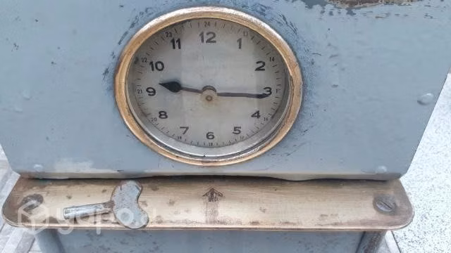 Reloj de control de fábrica - Imagen 2