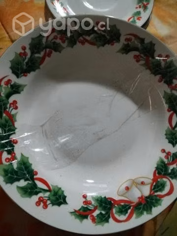 Juego de loza navideño platos ondos y de pan