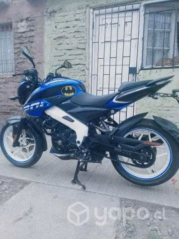 Vendo moto poco uso