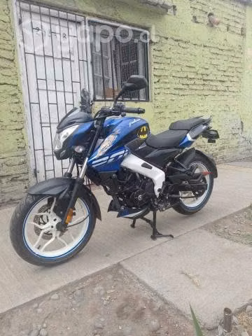 Vendo moto poco uso