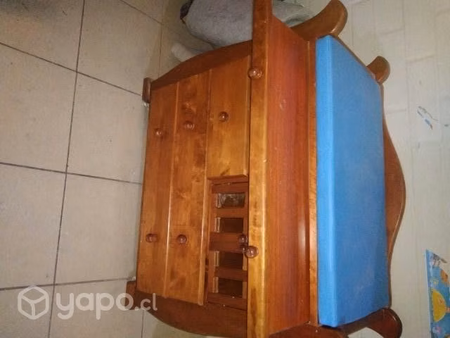 Vendo cómoda con mudado Cuja