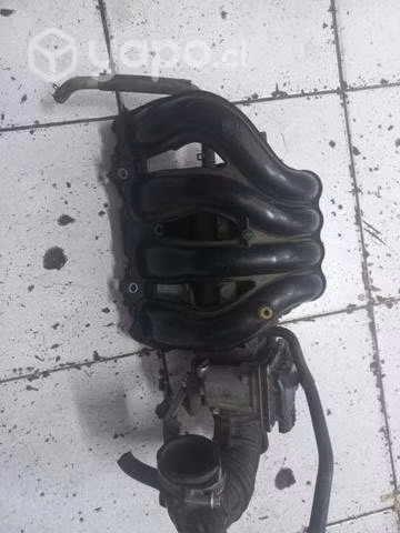 Múltiple de admisión suzuki Swift 1.2. 2014