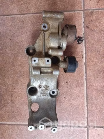 Soporte Alternador Y Rodillo Nissan Navara 2.3