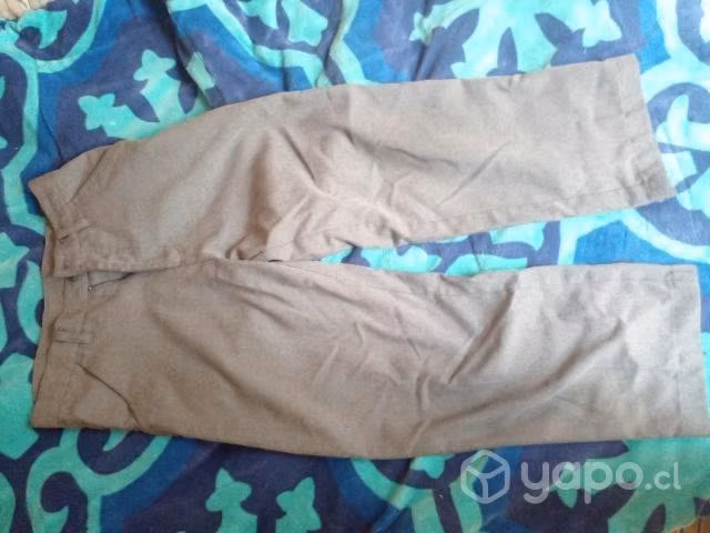 pantalón de colegío de niño