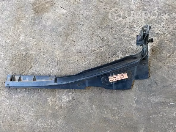 Moldura inf izq rejilla torpedo Ford F150 2018