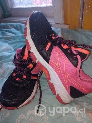 Zapatillas Reebok talla 38.5