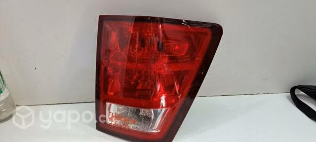 Foco trasero rh jeep cherokee 05-10