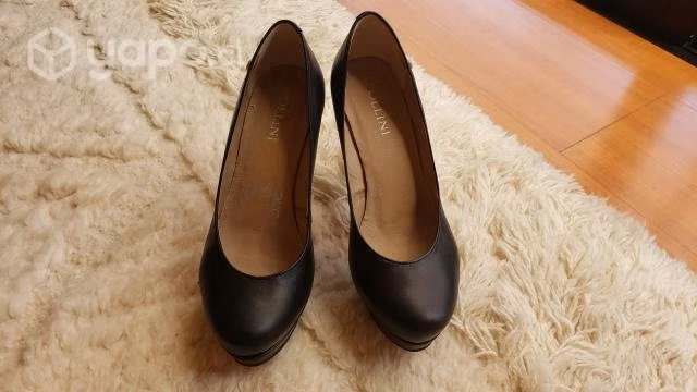 Zapatos Pollini