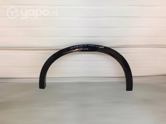 Moldura de rueda delantera lh mazda cx5 18-22