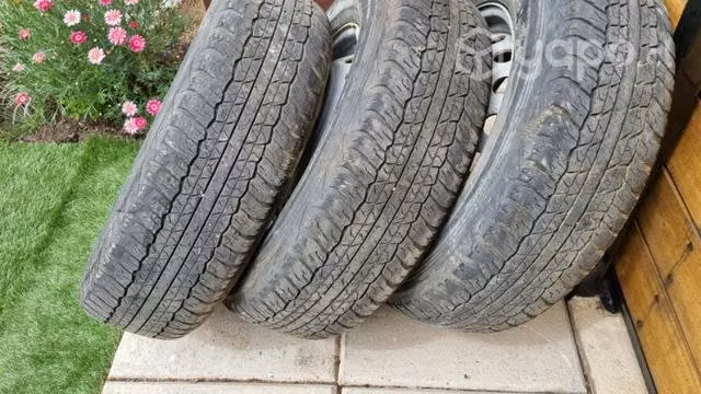 Llantas con neumáticos aro 17 Toyota Hilux 2018