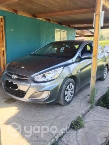Hyundai accent 2015
