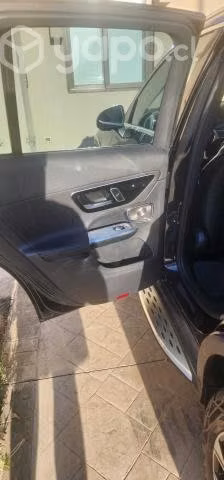 Mercedes benz glc220 2024