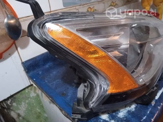 Foco derecho nizzan sentra 2012 - 2019 - Imagen 4