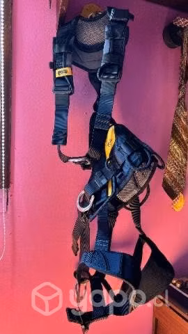 Arnés PETZL