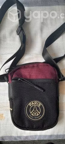 Bolsos de hombres nuevos