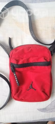 Bolsos de hombres nuevos